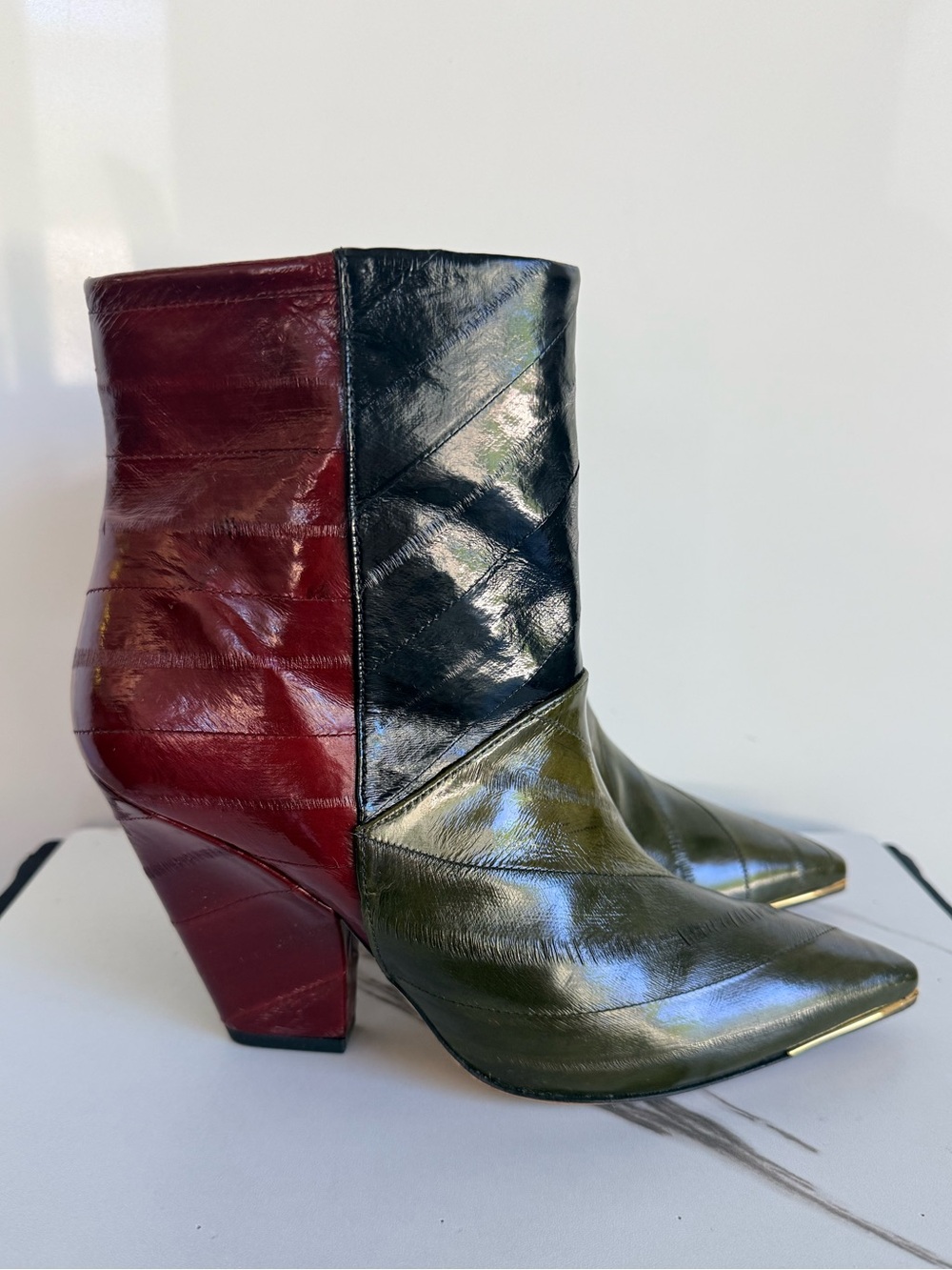 Tory Burch Lila Eel Zip-Up Ankle Boots — Size 7M